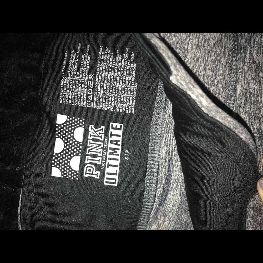 Victoria’s Secret Pink leggings
